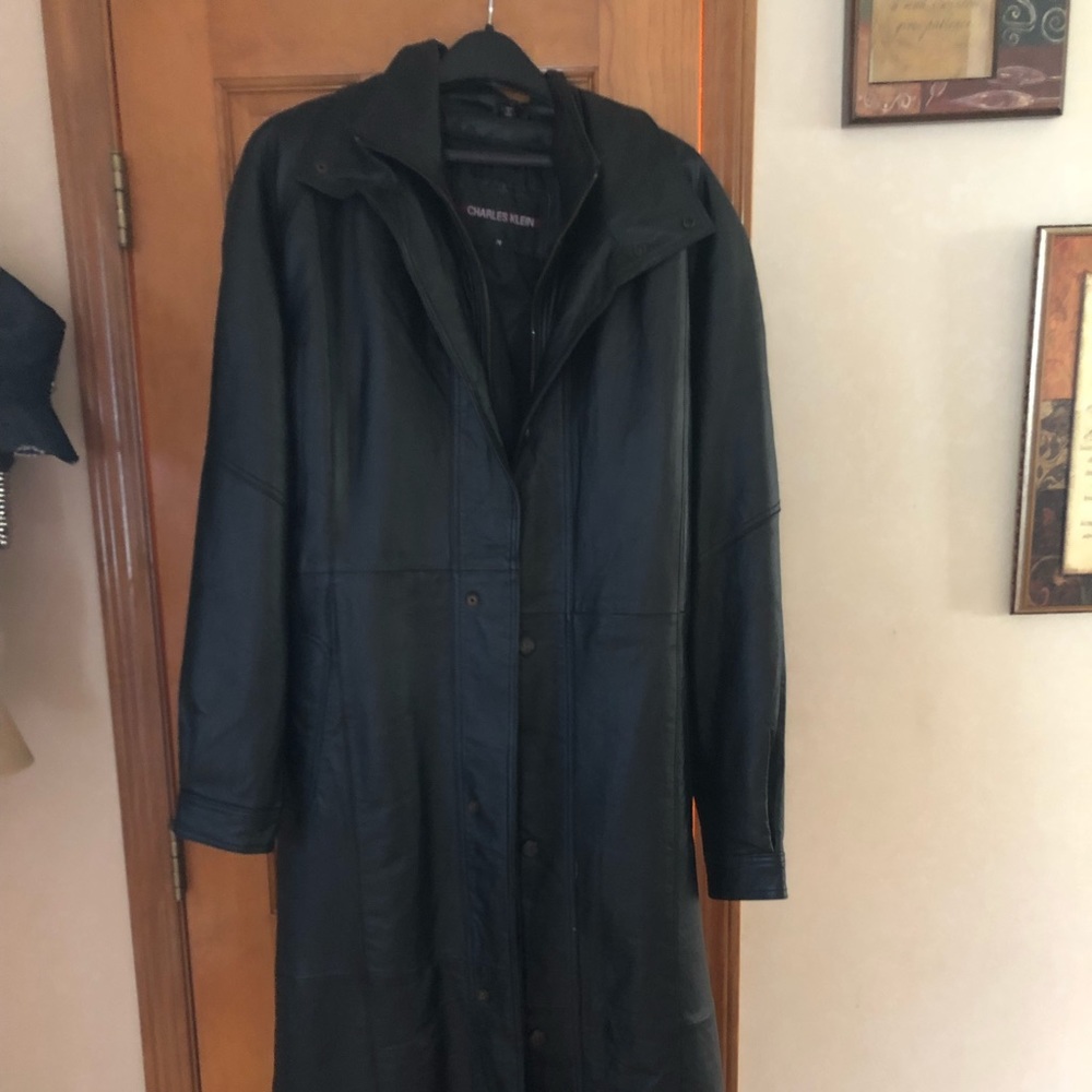 Men’s black leather coat